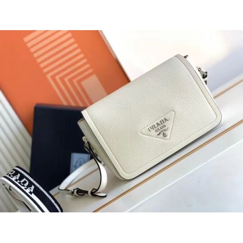 Geantă din piele Prada cu curea de umăr 1DB443 albă