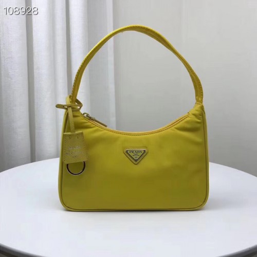 Mini-geantă Prada Re-Edition 2000 din nailon 1NE515 galbenă