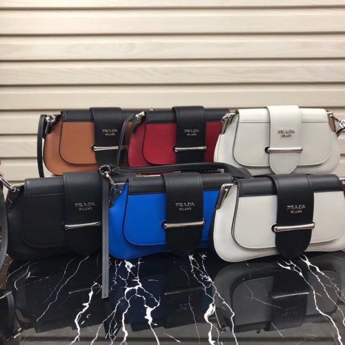 Geantă Prada Original din piele 1BD168