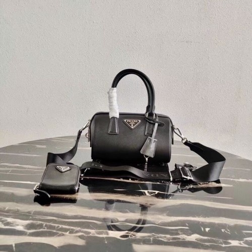 Geantă Prada Re-Edition 2005 cu mâner superior 1BB846 neagră