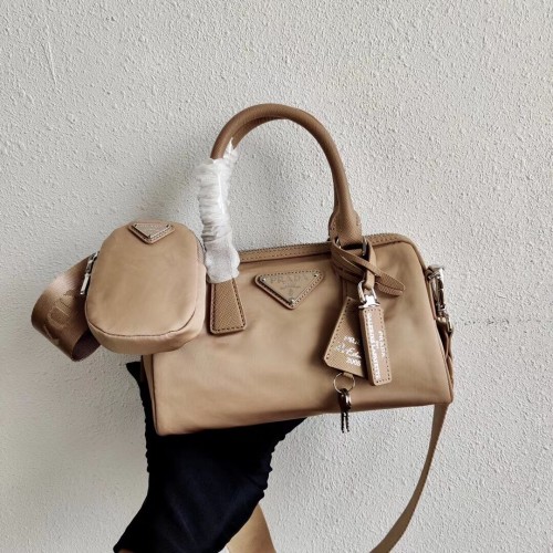 Geantă Prada Re-Edition 2005 cu mâner superior 1PR846 caisă