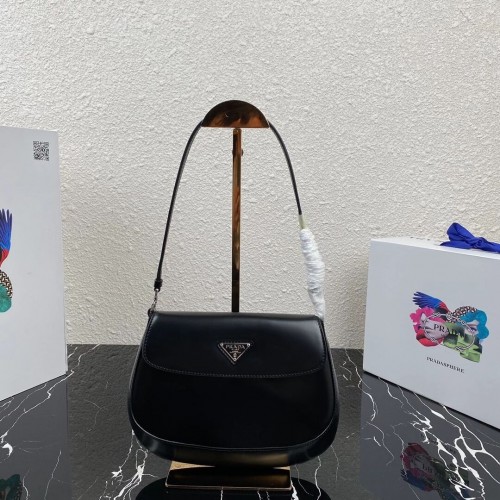 Geantă de umăr Prada Saffiano din piele 2BD311 neagră