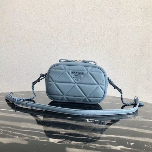 Geantă de umăr Prada Spectrum 1BH141 albastru deschis