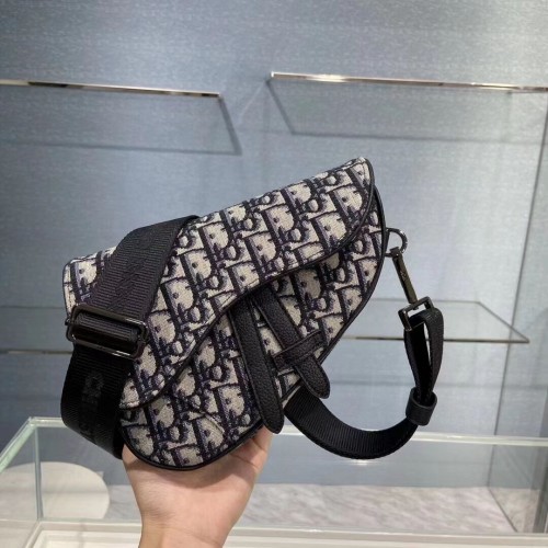 PUNGĂ SADDLE CU CUREA PLATĂ Albastră Dior Oblique Jacquard C2106
