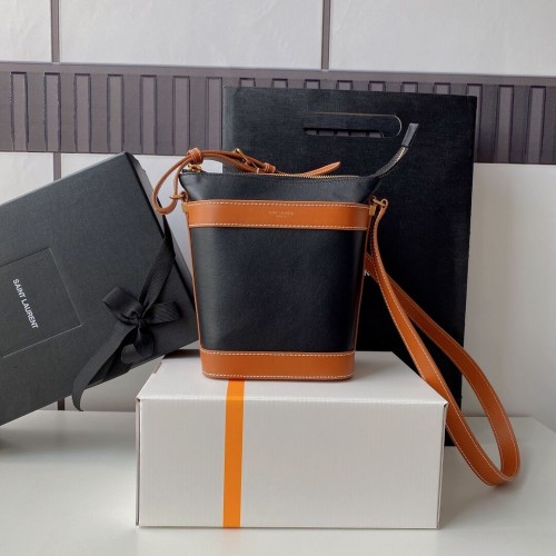 SAINT LAURENT GEANTĂ KAIA MICĂ DIN PIELE STRĂLUCITOARE Y821002 negru și maro