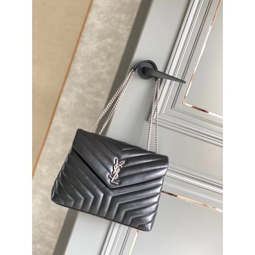 SAINT LAURENT LOULOU MEDIUM DIN PIELE MATELASSE 459749 negru și argintiu antic