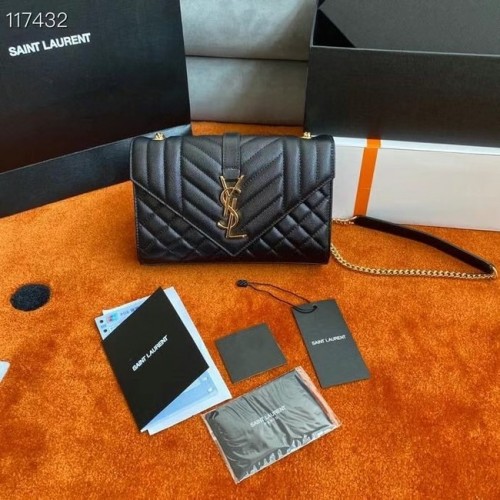 Portofel Saint Laurent cu lanț monogramă din piele în relief cu aspect de pudră și mătase mixtă 526286 negru și auriu