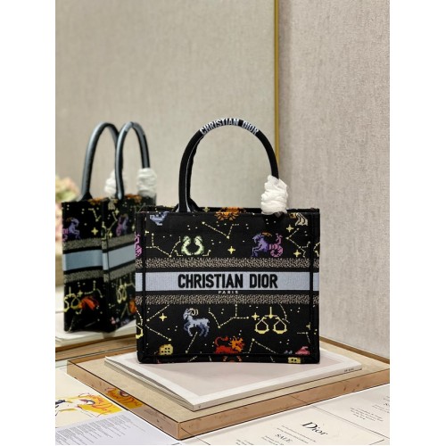 Geantă mică Dior Book Tote neagră multicoloră Dior Pixel Zodiac Embroidery M1265ZRTY