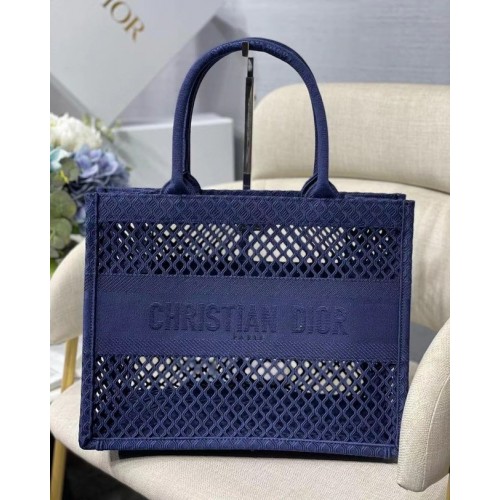 PUNGĂ DIOR MICĂ BOOK TOTE Plasă albastră cu broderie M1296Z