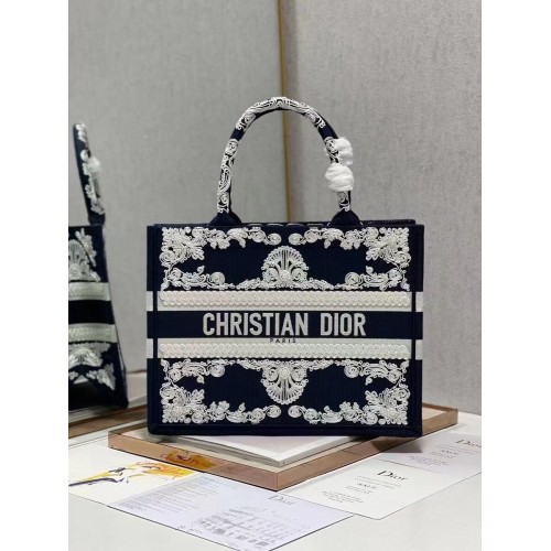 GEANTĂ MICĂ DIOR BOOK TOTE Broderie C1212S