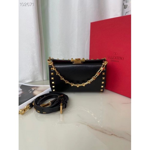 Geantă de umăr VALENTINO GARAVANI Rockstud Alcove Grain din piele de vițel V0189 neagră