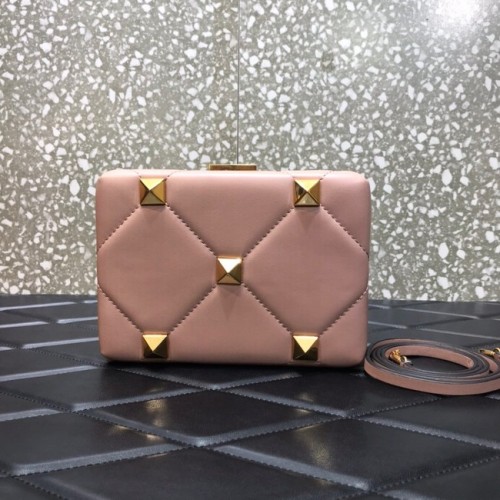 VALENTINO GARAVANI Ceas Roman Stud din piele de oaie Napa 0659 roz