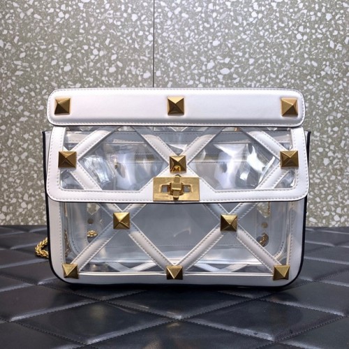 Geantă de umăr cu lanț din piele de oaie moale VALENTINO GARAVANI cu știfturi romane WW2B0I60B Albă