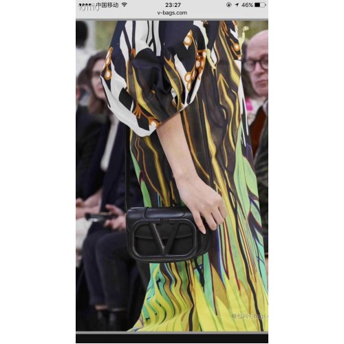 Geantă de umăr originală din piele VALENTINO V0032A neagră