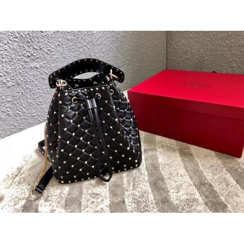 Geantă tip buzunară VALENTINO Rockstud din piele 0059L neagră