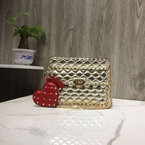 Geantă VALENTINO Rockstud din piele matlasată 0027 auriu