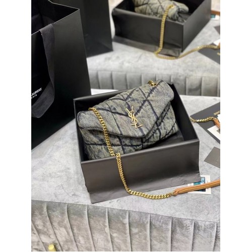 Yves Saint Laurent Geantă mică Loulou Puffer din denim 620333 Albastră