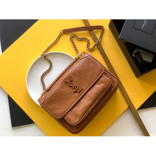 Yves Saint Laurent Geantă medie Niki cu lanț 498894 Maro