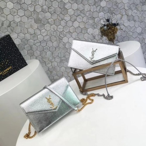 Geantă de umăr Yves Saint Laurent originală din piele de vițel 2822 argintie