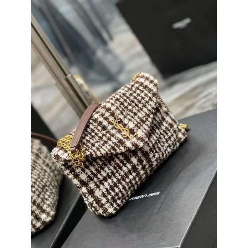 Yves Saint Laurent PUFFER MICĂ DIN TWEED CU CAROLI ȘI PIELE DE MIEL Y597477 BEJ