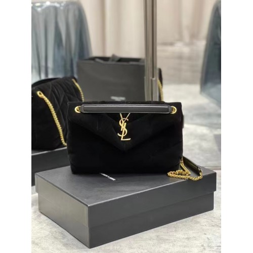 Yves Saint Laurent PUFFER SMALL BAG DIN VELOUIS VUITTON ȘI PIELE DE MIEL 747627 negru